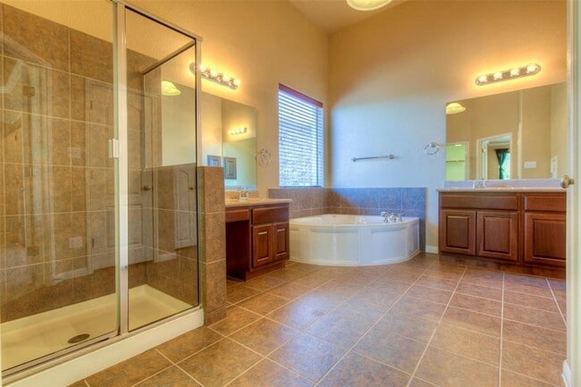 Building Photo - 7524 Bonniebrook Dr