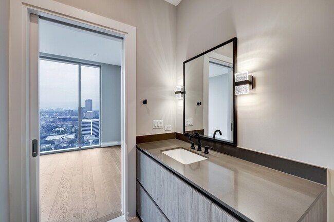 Building Photo - 1711 Allen Pkwy