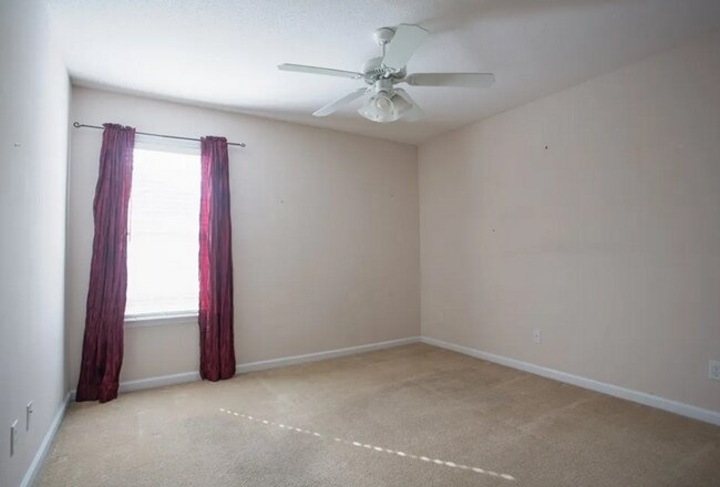Building Photo - Southern Charm and Modern Comforts Await i...