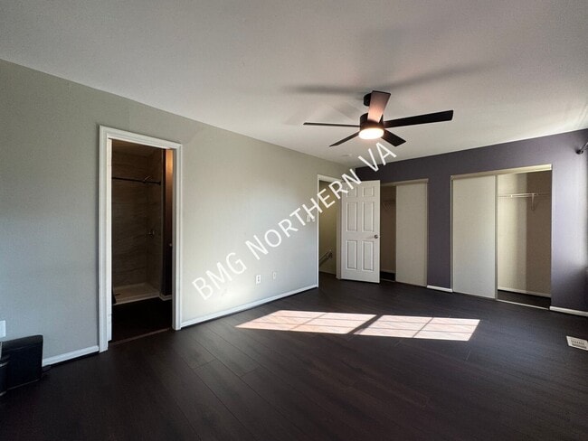 Building Photo - 8651 Centerton Ln