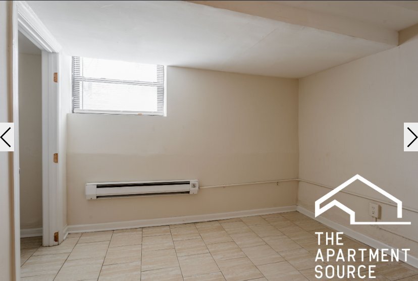 Building Photo - 2886 N Clark St