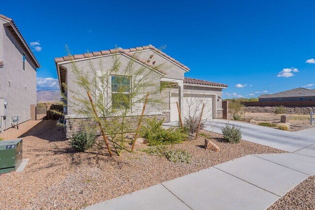 Building Photo - Pending/ Rented - New Mattamy Home!