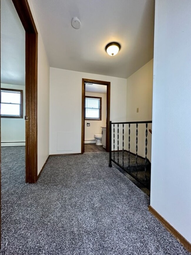 Building Photo - 2082-2084 Terry Ln