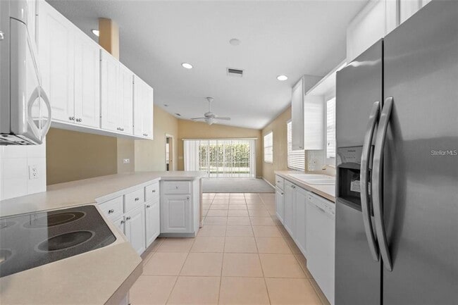 Building Photo - 8857 Etera Dr