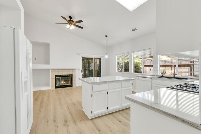 Building Photo - 9332 Caulfield Dr