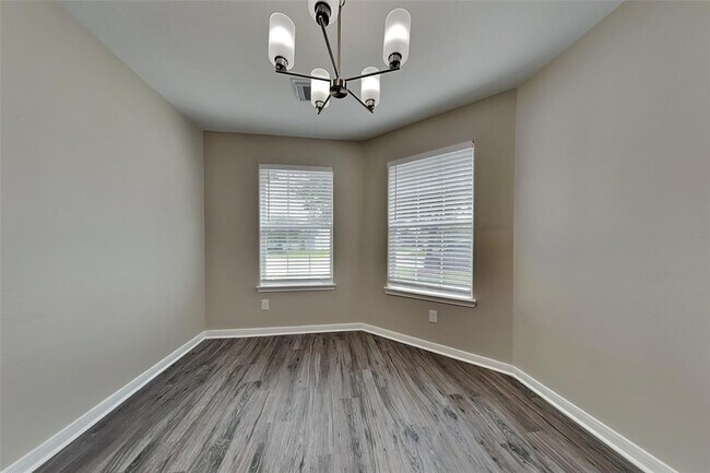 Building Photo - 28903 W Pecos River Ct