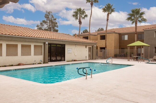 Building Photo - 3151 N Soaring Gulls Dr