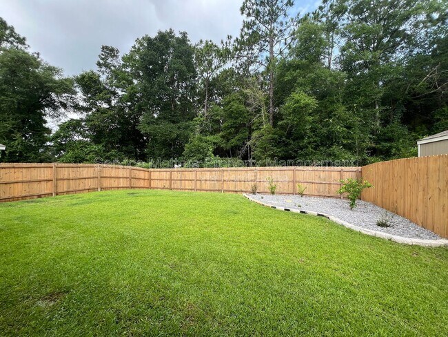 Building Photo - 5881 Cactus Dr