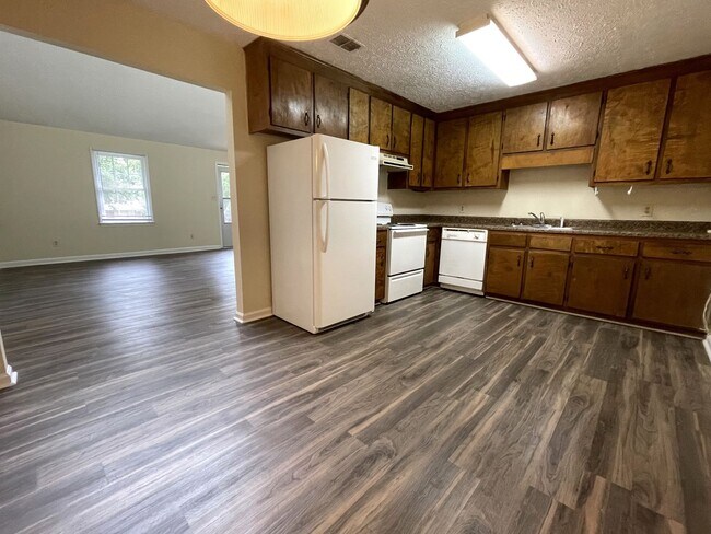 Building Photo - LEXINGTON HEIGHTS - 435/437