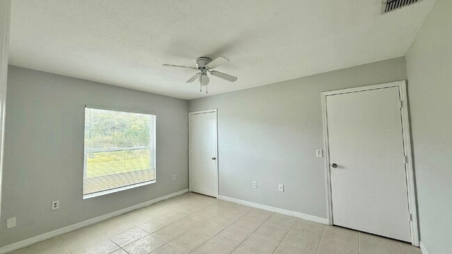 Building Photo - 13312 Fairway Glen Dr