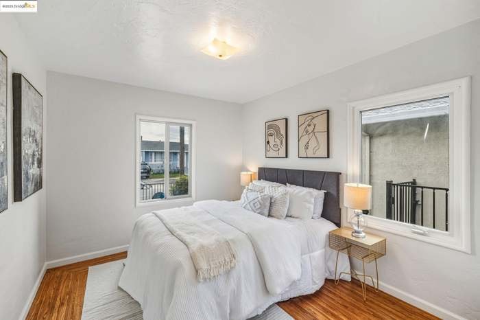 Building Photo - 1565 Fir Ave