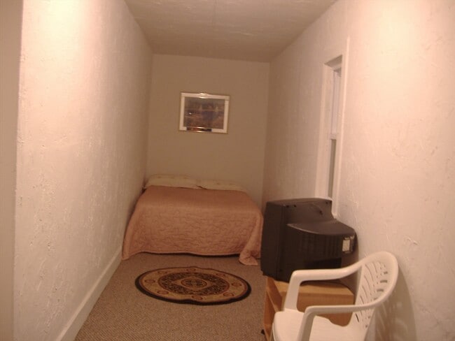 Building Photo - 14 Waterview Pl