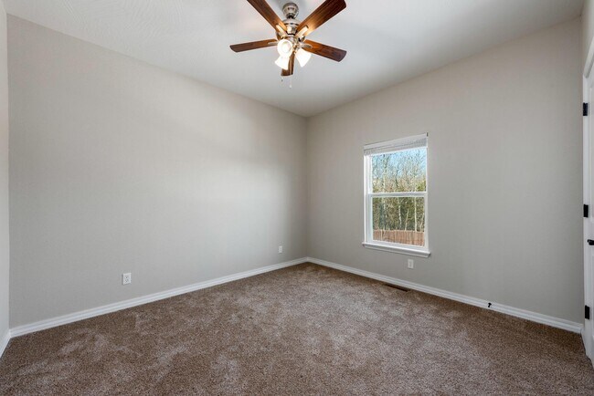 Building Photo - 391 Highpoints Ridge