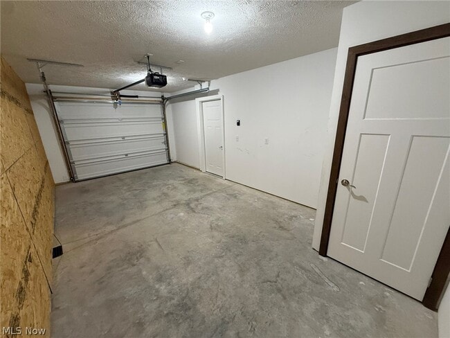 Building Photo - 244 Allen Ln SE