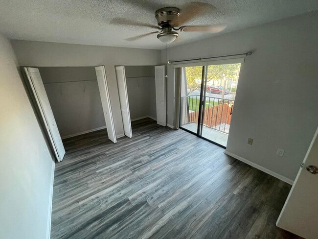 Building Photo - 5602 SE Windsong Ln