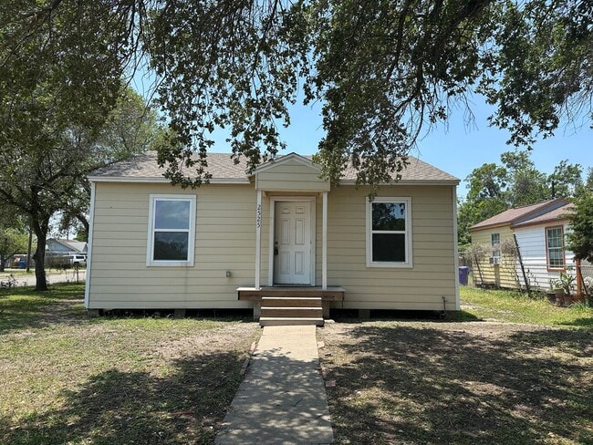 Primary Photo - Ready for move in