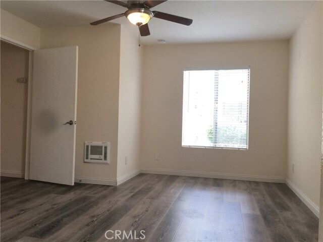 Building Photo - 1345 Cabrillo Park Dr