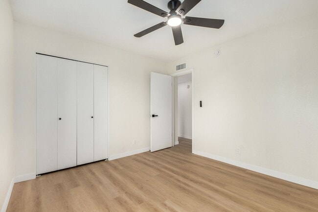 Building Photo - Fully Remodeled 4-Bedroom Home in Prime Gi...
