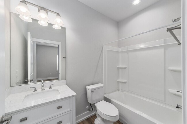 Building Photo - 4109 SW 15 Pl