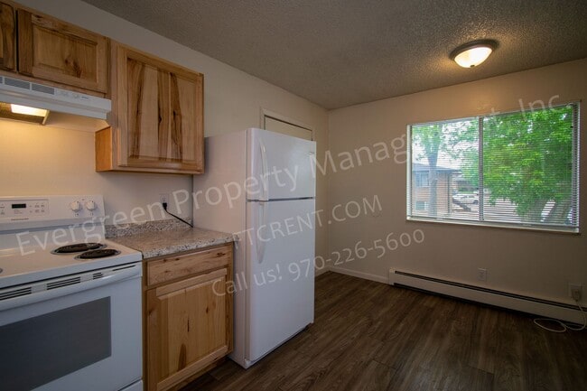 Building Photo - 2916-2924 Glendale Dr