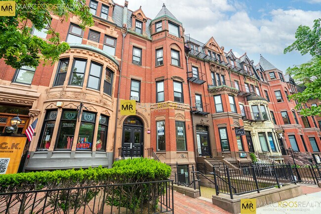 Building Photo - 291 Newbury St