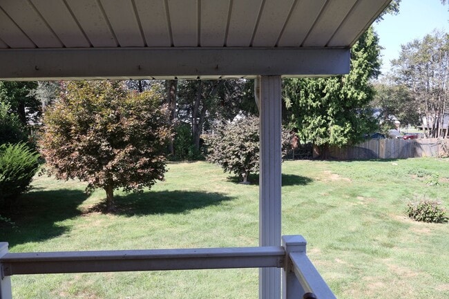 Building Photo - Bungalow in Penn Manor : 2bd/1ba