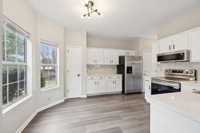 Building Photo - 184 Crestfield Pl