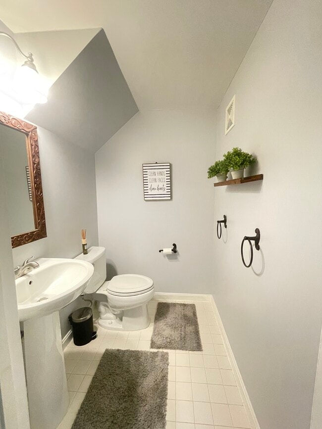 Building Photo - 6005 Terrapin Pl