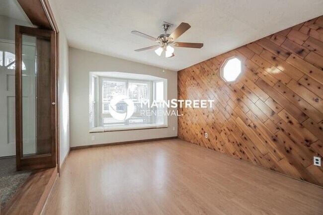 Building Photo - 3 Bedroom Pet-Friendly Home in Orlando, FL...