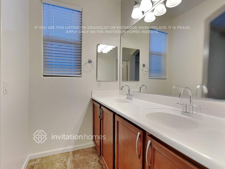 Building Photo - 3380 E Liberty Ln