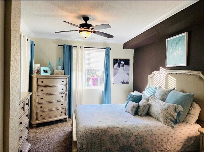 Building Photo - 3205 Renaissance Way