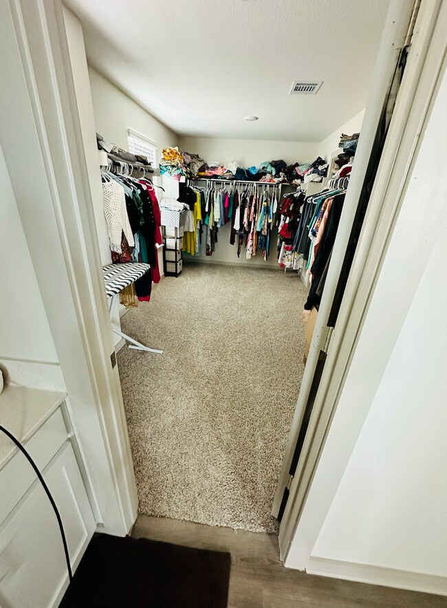 Building Photo - 141 Merrick Rd