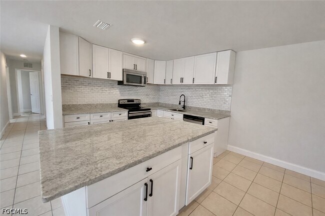 Building Photo - 106 Leeland Heights Blvd W