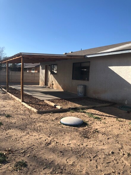 Building Photo - 337 Gorman Ave