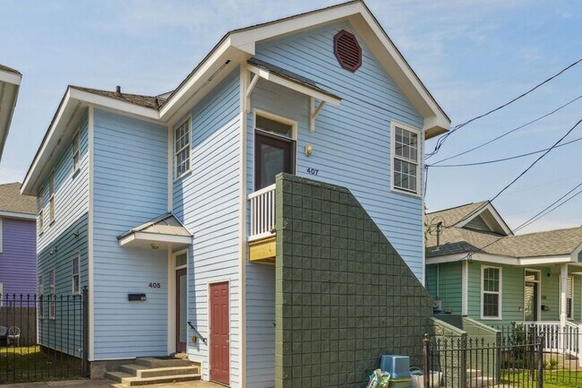 Primary Photo - 405 N Tonti St