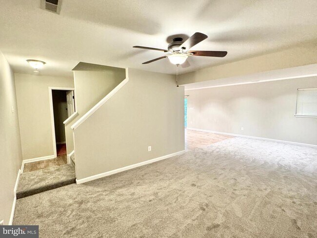 Building Photo - 15793 Moncure Dr