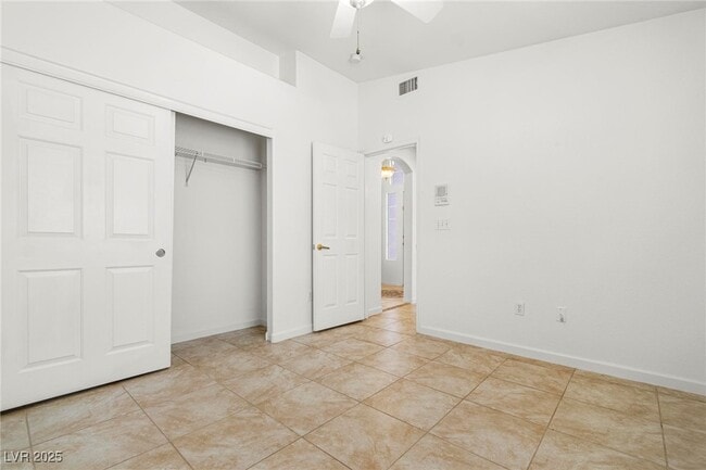 Building Photo - 1530 Misty Sky Dr