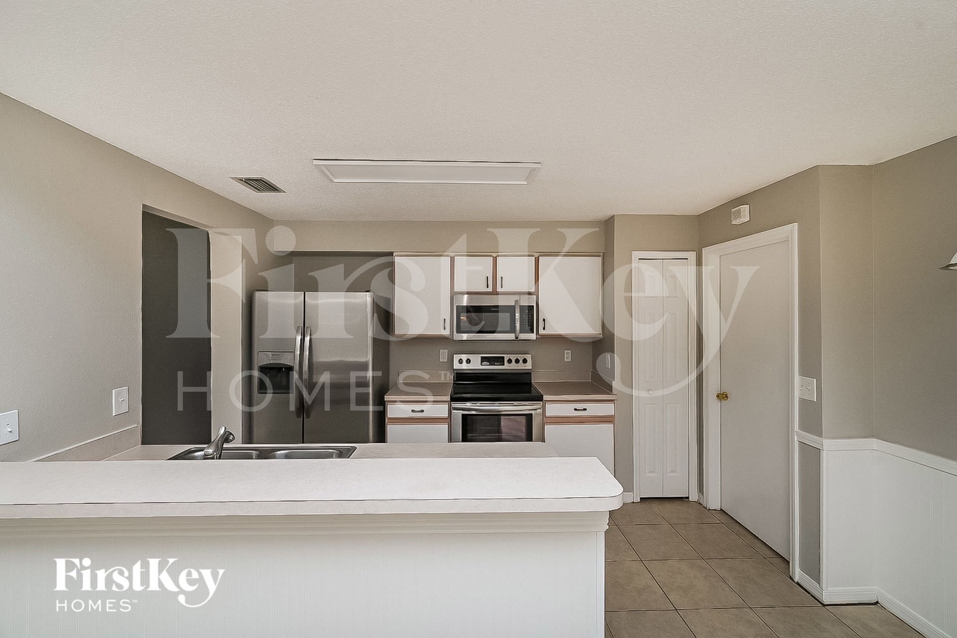 Building Photo - 1523 Birchstone Ave