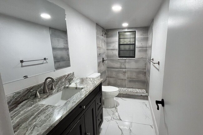 Building Photo - 1837 Seafan Cir