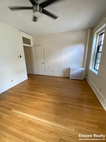 Building Photo - 75 Longwood Ave