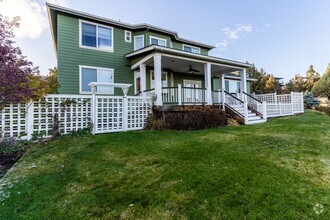 Building Photo - Stunning home on Awbrey Butte!