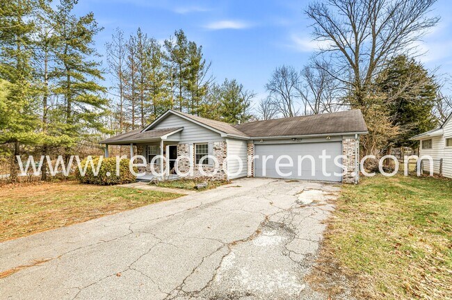 Building Photo - Charming 3-Bedroom Ranch in Plainfield
