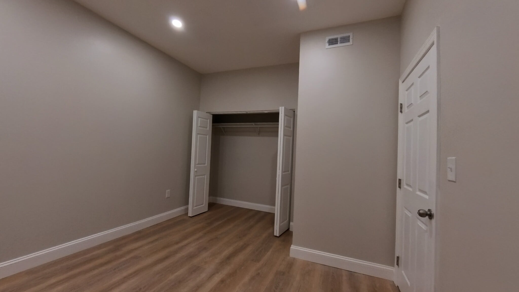 Bedroom - 4646 York Rd
