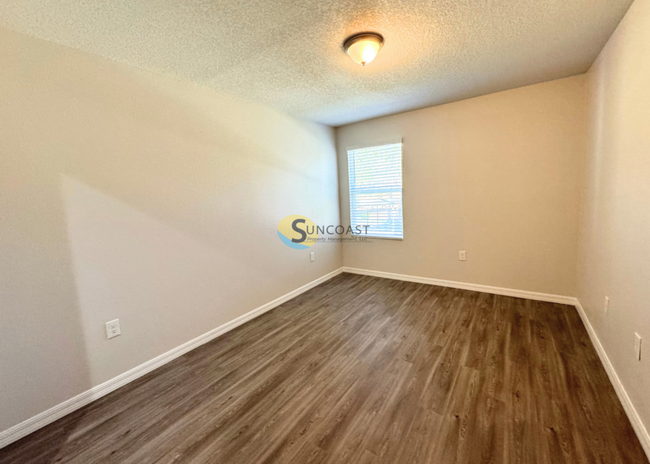 Building Photo - 6450 Sweetbay Ln