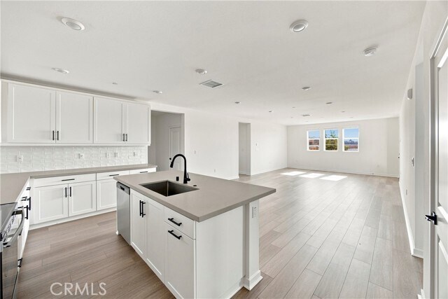 Building Photo - 12903 Paradiso Dr