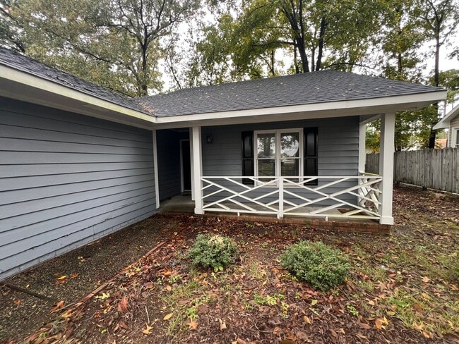 Building Photo - RENTAL HOME 3BD/2BTH