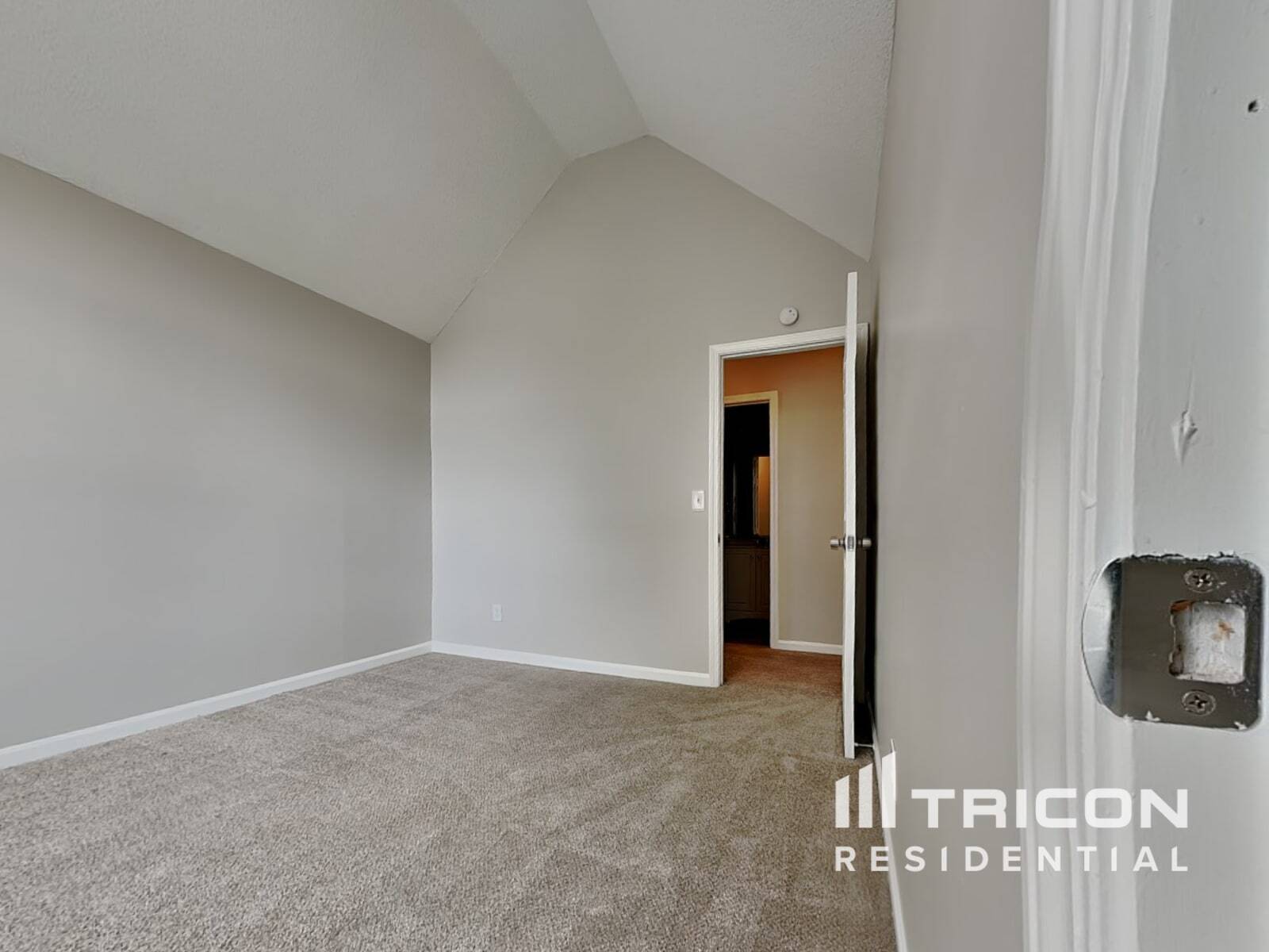 Building Photo - 718 Fletcher Dr