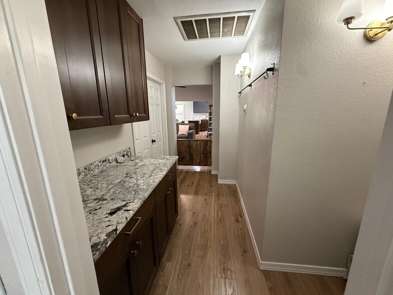 Looking down the hall from bathroom - 1460 E Kent Ave