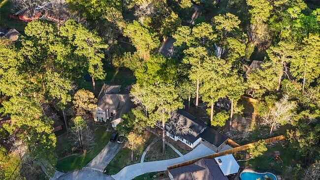 Building Photo - 1742 Hill Top Ln