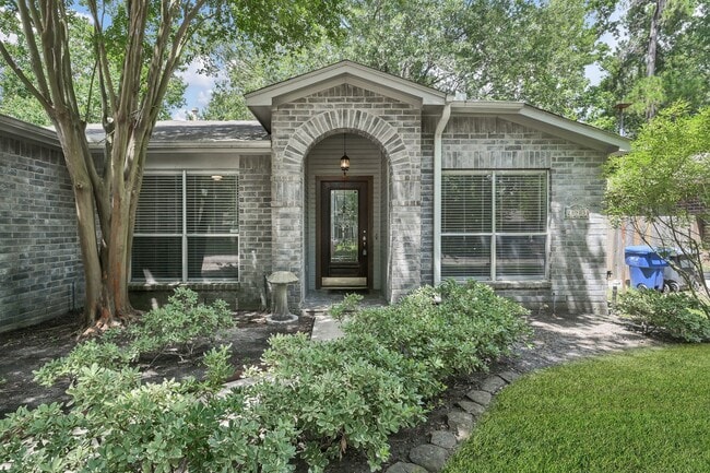 Building Photo - 28903 Atherstone St